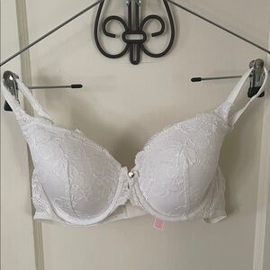 Victoria's Secret White Lace Bra